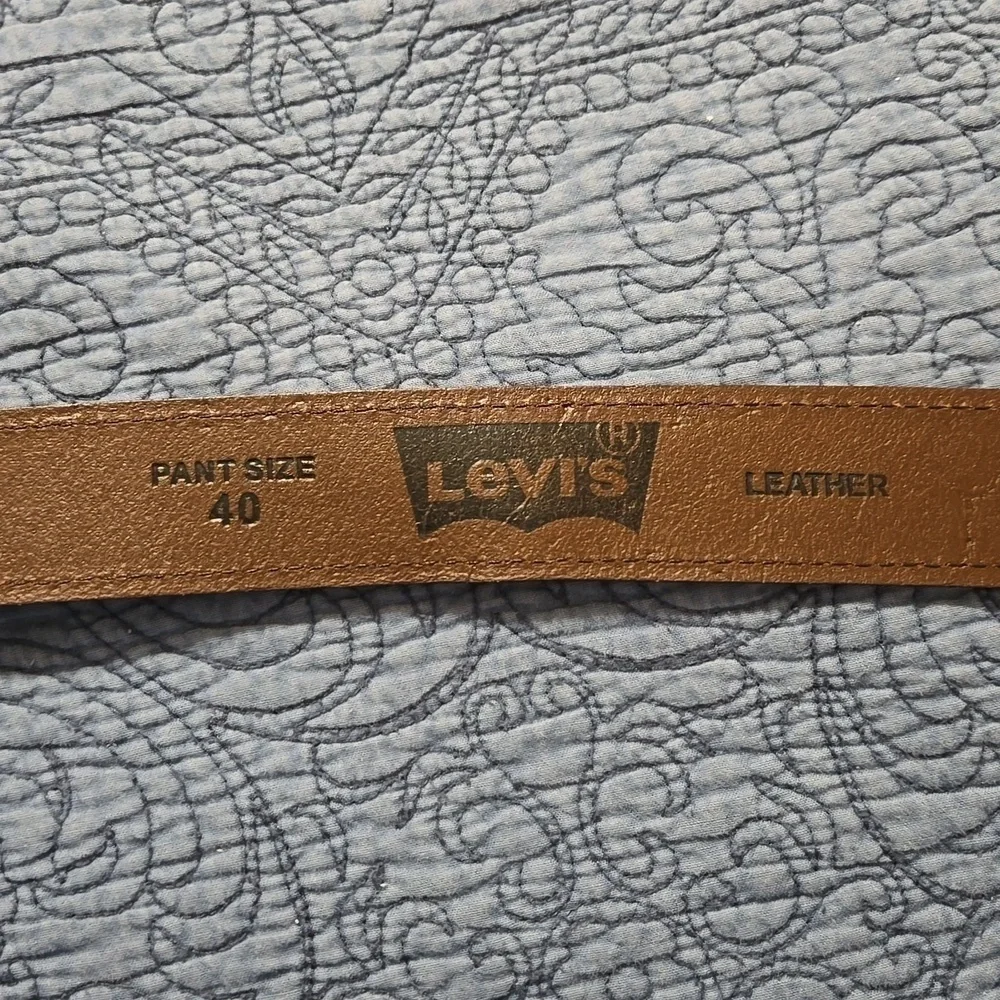 Levi's Men's Brown Leather Belt Size 40